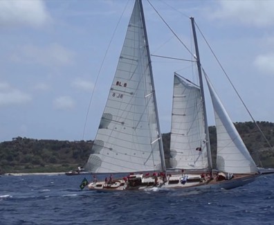 Antigua Classic Yacht Regatta 2015  FOLGE 3 – Vimeo thumbnail