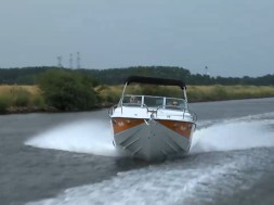 Entdecke Wassersport – Motorboote – Vimeo thumbnail